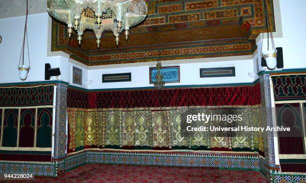 The Grande Mosquee de Paris , is located in the 5th arrondissement and is one of the largest mosques in France.