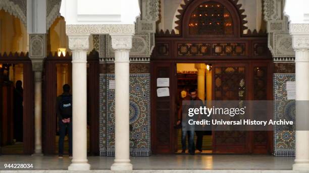 The Grande Mosquee de Paris , is located in the 5th arrondissement and is one of the largest mosques in France.