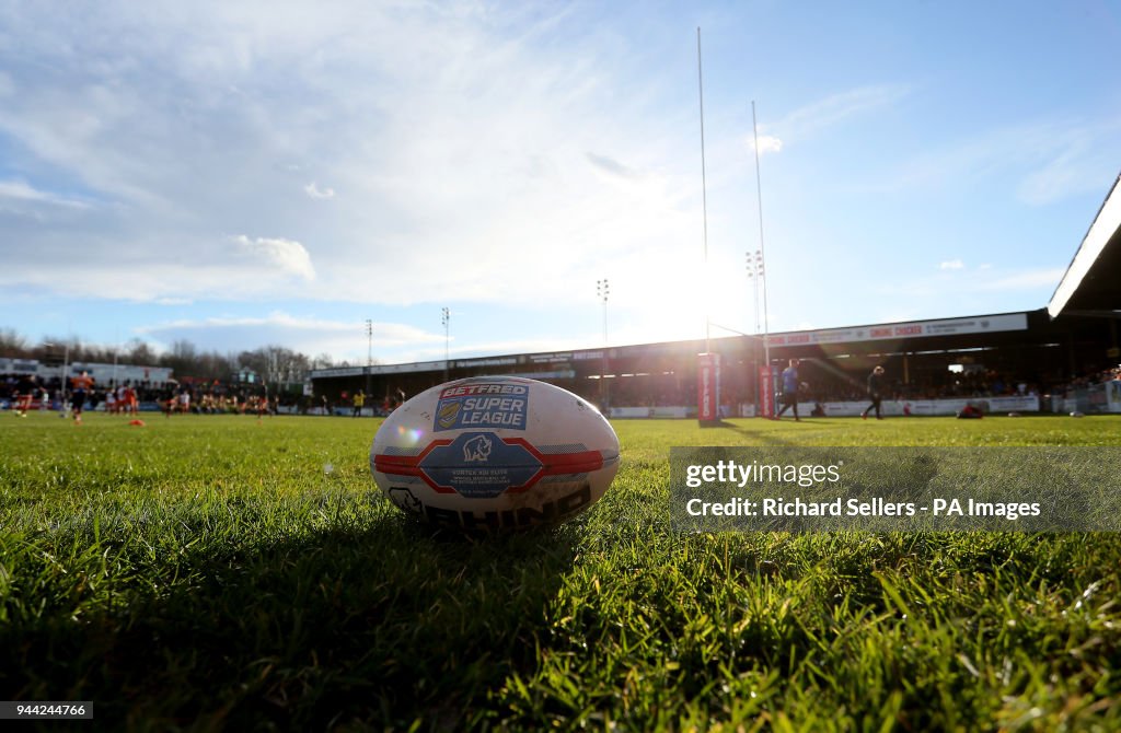 Castleford Tigers v Widnes Vikings - Betfred Super League - Mend-A-Hose Jungle