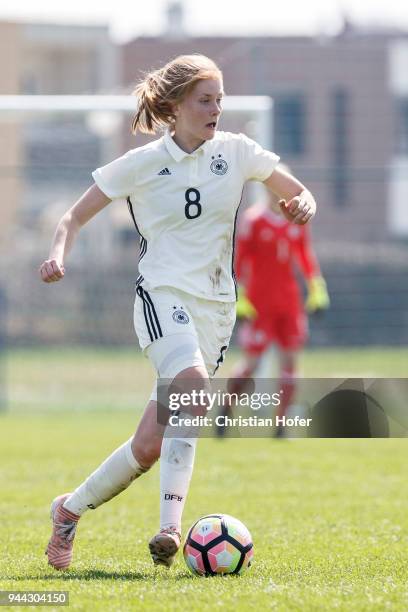 Sjoeke Nuesken of Germany controls the ball during the UEFA Women's Under19 Elite Round match between England and Germany on April 9, 2018 in...