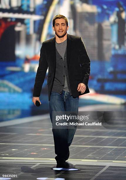 Actor Jake Gyllenhaal onstage at Spike TV's 7th Annual Video Game Awards at the Nokia Event Deck at LA Live on December 12, 2009 in Los Angeles,...