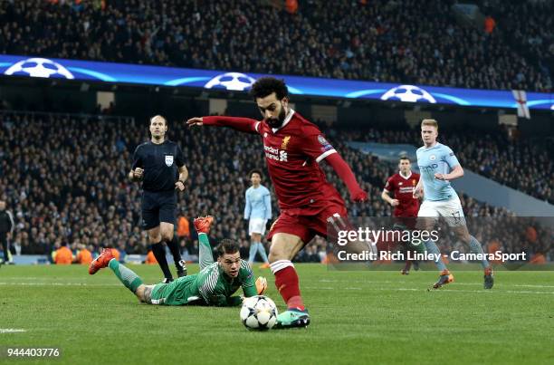 Liverpool's Mohamed Salah scores his side's equalising goal to make the score 1 - 1 during the UEFA Champions League Quarter-Final Second Leg match...