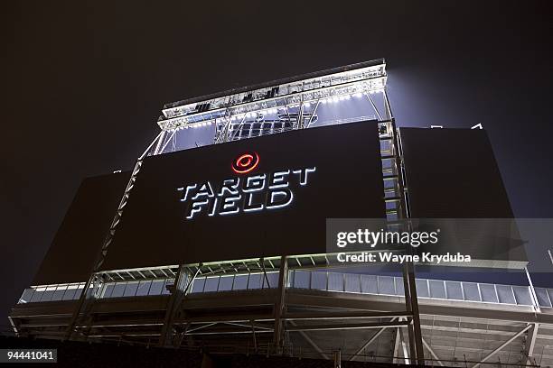 Target Field Fly Over 214,281 Target Field Photos & High Res Pictures - Getty Images