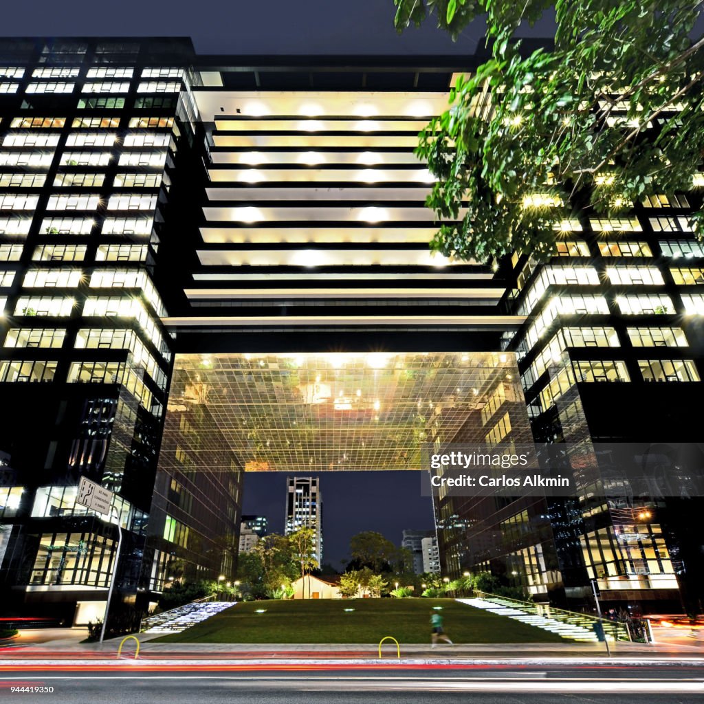 A peculiar office building at Faria Lima Avenue in Itaim Bibi, Sao Paulo's sophisticated business district