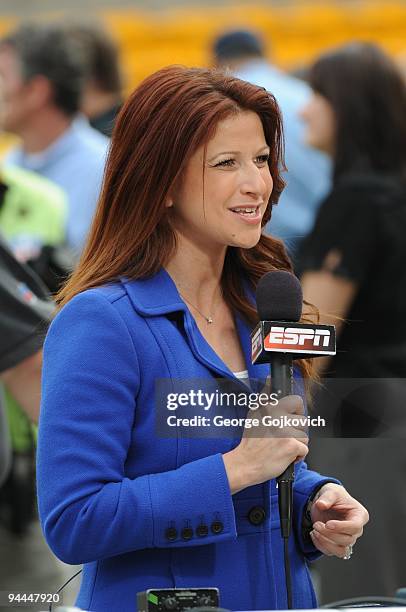 Reporter Rachel Nichols reports from the sideline before the start of a game between the Cincinnati Bengals and Pittsburgh Steelers at Heinz Field on...