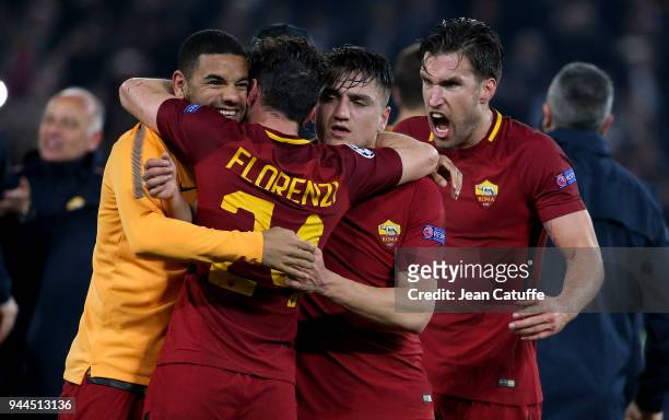 Bruno Peres, Alessandro Florenzi, Cengiz Under, Kevin Strootman of AS Roma and teammates celebrate the qualification for the semis following the UEFA...