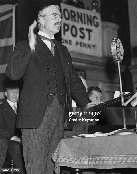 British Prime Minister Neville Chamberlain makes a speech, 1939.