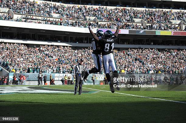 Wide Receiver DeSean Jackson and wide receiver Jason Avant of the Philadelphia Eagles celebrate a touchdown during the game against the Washington...