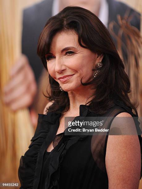 Actress Mary Steenburgen attends the premiere of "Did You Hear About the Morgans?" at Ziegfeld Theatre on December 14, 2009 in New York City.