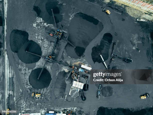 explotación minera de carbón - mina de superficie fotografías e imágenes de stock