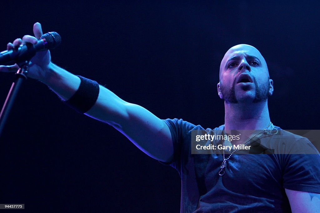 Daughtry With Theory Of A Deadman And Cavo In Concert - Austin, TX