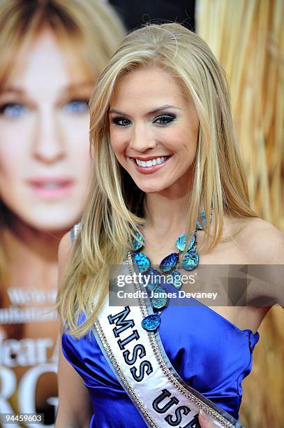 Miss USA 2009 Kristen Dalton attends the "Did You Hear About the Morgans?" New York premiere at Ziegfeld Theatre on December 14, 2009 in New York...