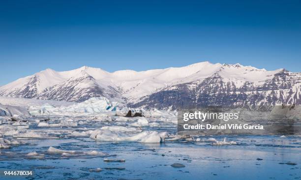 glacier lagoon, jokulsarlon - breidamerkurjokull glacier stock pictures, royalty-free photos & images