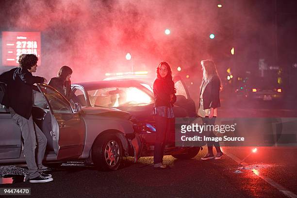young people involved in car crash - drunk driving accident stock pictures, royalty-free photos & images