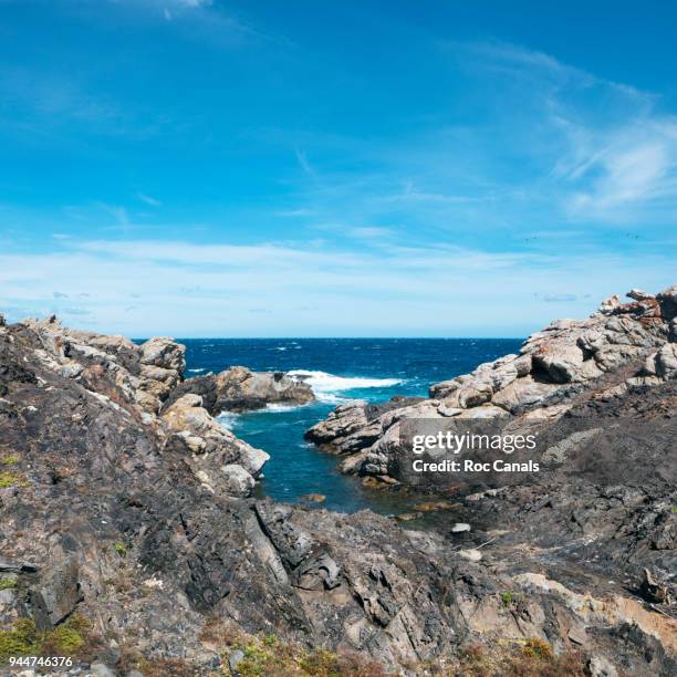 cap de creus - cap de creus stockfoto's en -beelden