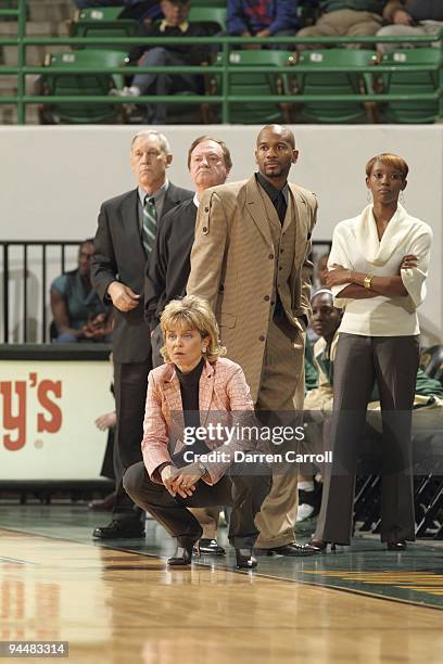 Baylor coach Kim Mulkey on sidelines during game vs Louisiana Tech. Waco, TX 12/5/2009 CREDIT: Darren Carroll