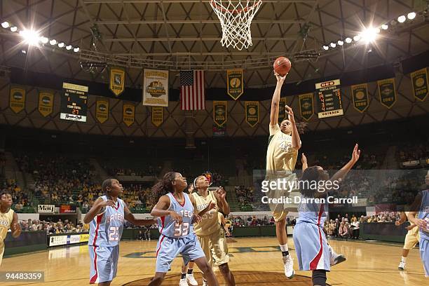 Baylor Brittney Griner in action vs Louisiana Tech. Waco, TX 12/5/2009 CREDIT: Darren Carroll