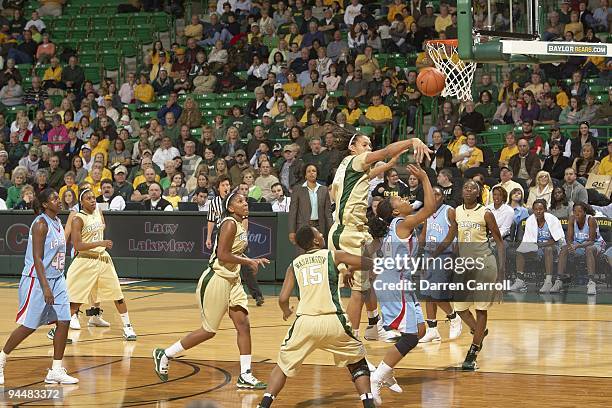 Baylor Brittney Griner in action, block vs Louisiana Tech. Waco, TX 12/5/2009 CREDIT: Darren Carroll