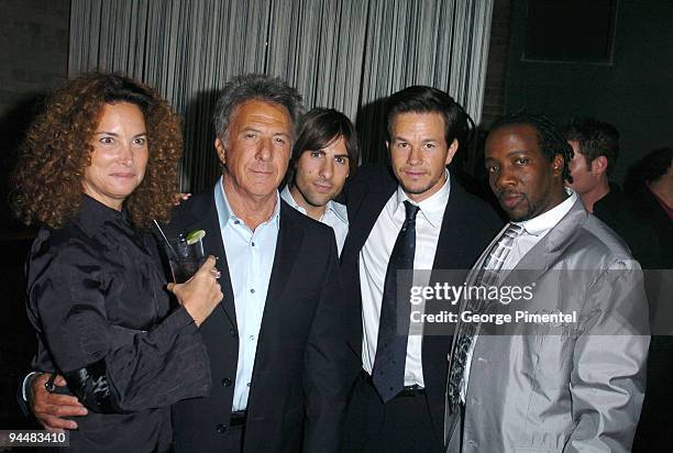 Lisa Hoffman, Dustin Hoffman, Jason Schwartzman, Mark Wahlberg and guest