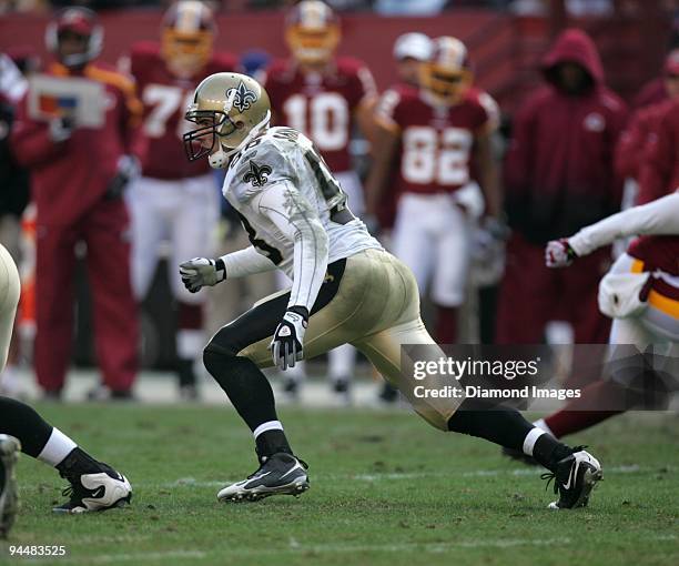 Linebacker Scott Shanle of the New Orleans Saints pursues the ball carrier during the first quarter of a game on December 6, 2009 against the...