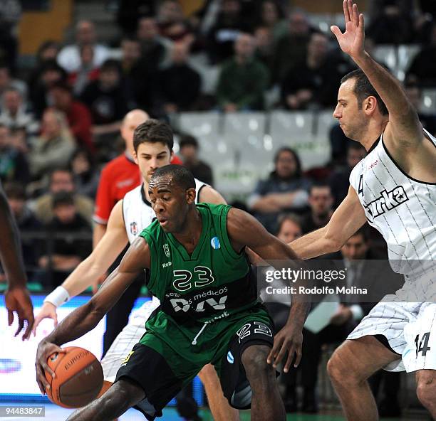 Christian Eyenga of DKV Joventut in action during the Eurocup Basketball Regular Season Game Day 4 between DKV Joventut vs Besiktas Cola Turka at...