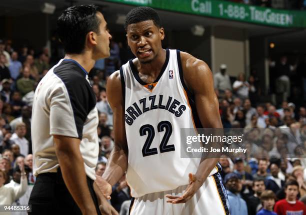 Rudy Gay of the Memphis Grizzlies argues a call with referee Zach Zarba during the game against the Cleveland Cavaliers at the FedExForum on December...