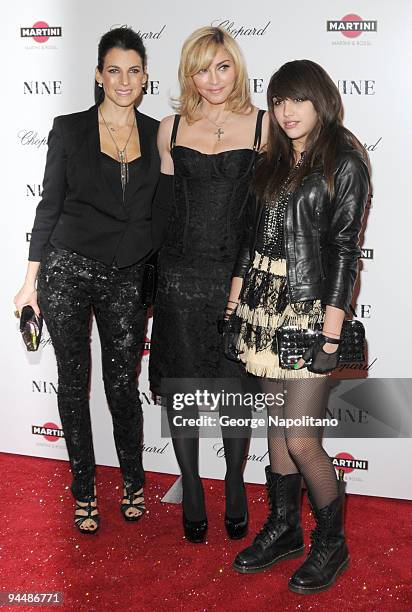 Jessica Seinfeld, Madonna and Lourdes Leon attend the premiere of "Nine" at the Ziegfeld Theatre on December 15, 2009 in New York City.