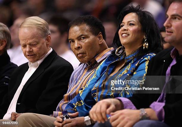 Muhammad Ali and wife Yolanda Ali attend the NBA game between the San Antonio Spurs and the Phoenix Suns at US Airways Center on December 15, 2009 in...