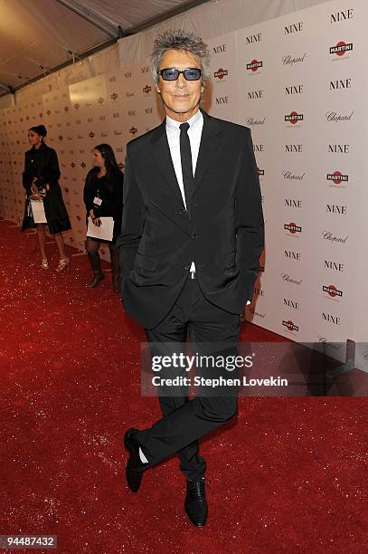 Performer Tommy Tune attends the New York premiere of "NINE" at the Ziegfeld Theatre on December 15, 2009 in New York City.