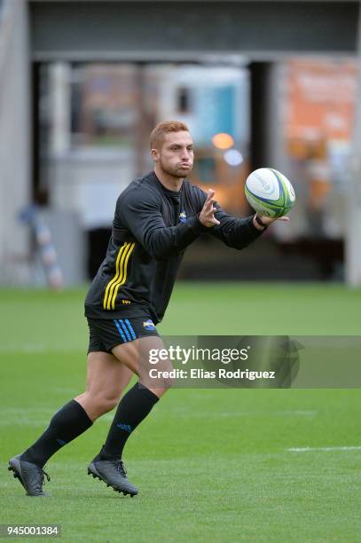 Ihaia West catches the ball during a Hurricanes Super Rugby Captain's Run at Westpac Stadium on April 12, 2018 in Wellington, New Zealand.