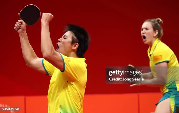 Heming Hu Gold Hem Photos and Premium High Res Pictures - Getty Images