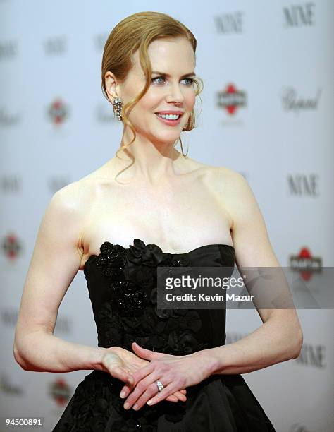 Nicole Kidman attends the New York premiere of "NINE" sponsored by Chopard at the Ziegfeld Theatre on December 15, 2009 in New York City.