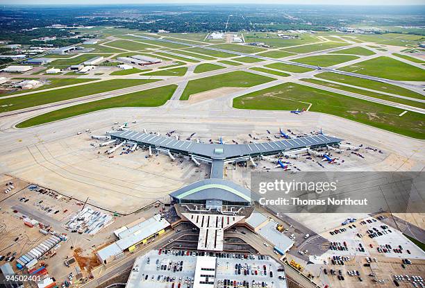 aerial view of airport - airport aerial imagens e fotografias de stock