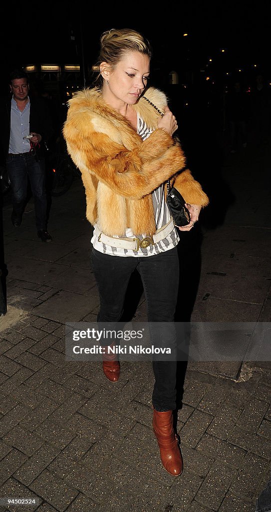 Celebrity Sightings In London - November 05, 2009