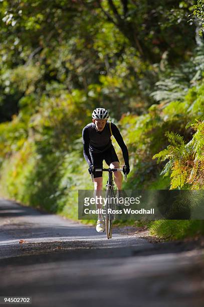 cyclist training - ross woodhall stock-fotos und bilder