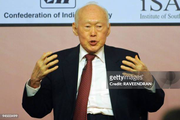 Singaporean Minister Mentor Lee Kuan Yew talks at a symposium in New Delhi on December 16, 2009. Lee is in India on a four-day visit. AFP...