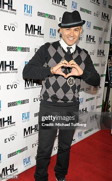 Hip-hop artist Frankie J arrives at the launch party for MH+L magazine, held at the Boulevard3 nightclub on December 15, 2009 in Los Angeles,...