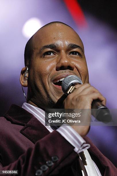 Anthony Ropeo 107 Romeo Santos Performs At The Staples Center Photos & High Res ...