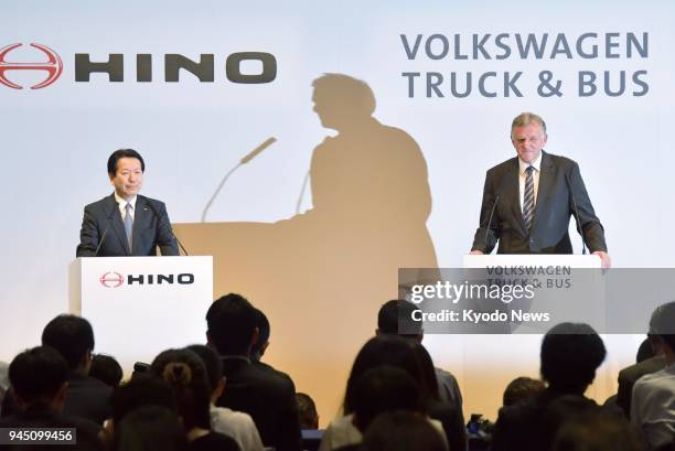 Hino Motors Ltd. President Yoshio Shimo and Volkswagen Truck &amp; Bus GmbH CEO Andreas Renschler hold a press conference in Tokyo on April 12 after...