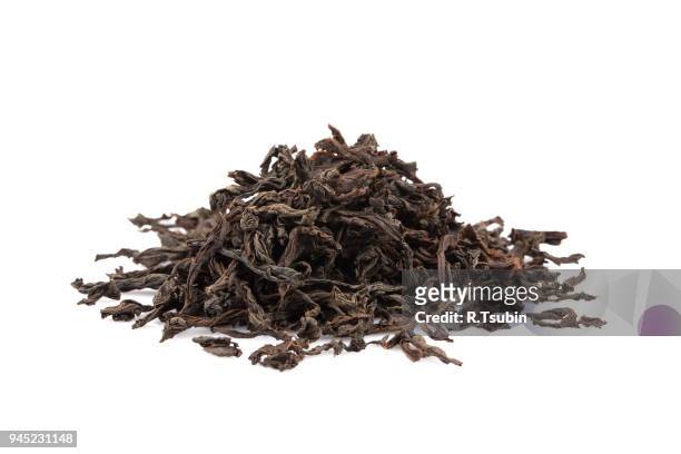black dry tea leaves - tea leaves 個照片及圖片檔