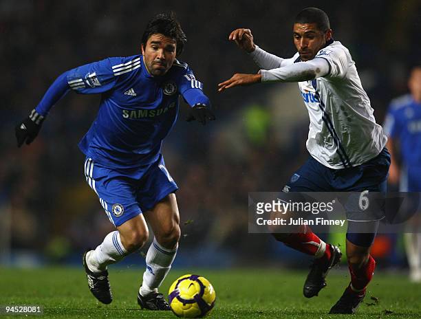 Deco of Chelsea battles with Hayden Mullins of Portsmouth during the Barclays Premier League match between Chelsea and Portsmouth at Stamford Bridge...