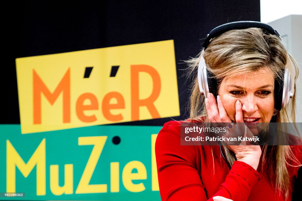 Queen Maxima Of The Netherlands Visits A Digital Composing Workshop
