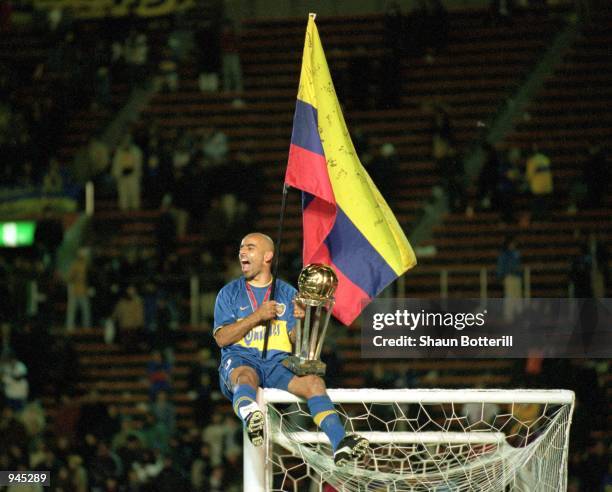 Mauricio Serna of Boca Juniors celebrates victory over Real Madrid after the Toyota Intercontinental Cup in the National Stadiu,Tokyo,Japan.Boca...