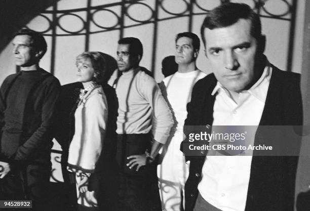 Impossible gallery session photo featuring from left, Martin Landau as Rollin Hand, Barbara Bain as Cinnamon Carter, Greg Morris as Barney Collier,...
