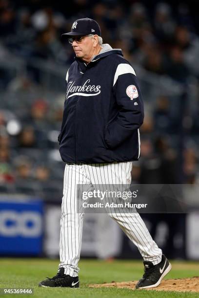 Larry Rothschild Signature 402 Larry Rothschild Stock Photos, High-Res Pictures, and Images ...