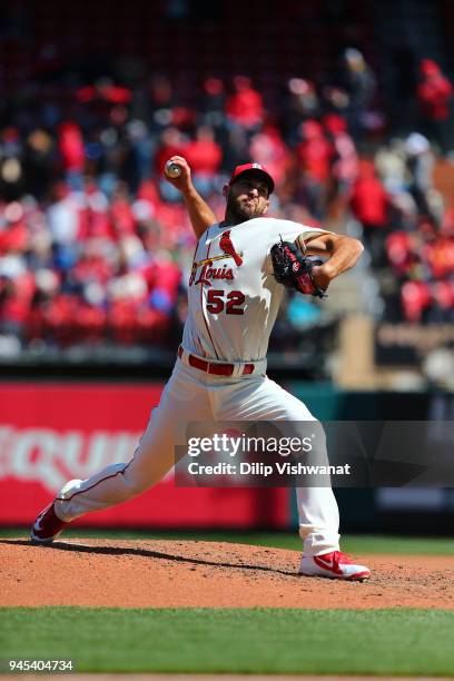 Michael Wacha of the St. Louis Cardinals delivers a pitch against the Arizona Diamondbacks at Busch Stadium on April 7, 2018 in St. Louis, Missouri....