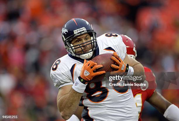 Tony Scheffler of the Denver Broncos makes a catch during their NFL game against the Kansas City Chiefs on December 6, 2009 at Arrowhead Stadium in...