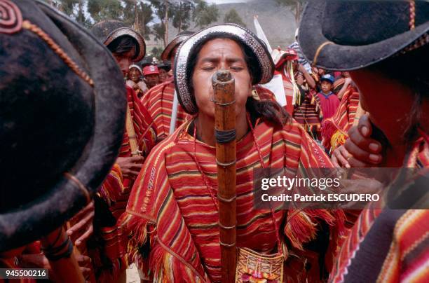 Le second dimanche du mois de mars, les Indiens Tarabuco du nom d'un village situ? non loin de la ville de Sucre comm?morent une f?te ancestrale au...