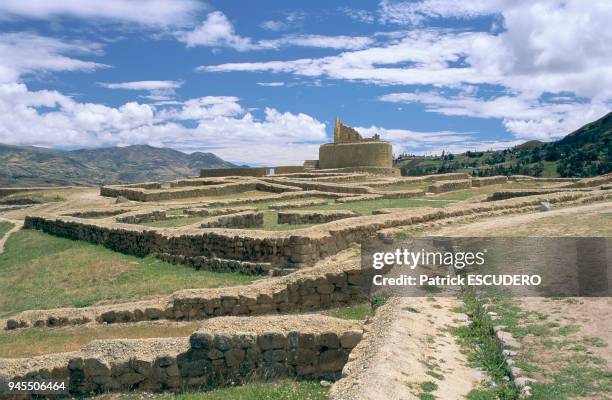 Ingapirca ?tait un relais important sur les chemins de l'Inca qui traversaient tout l'ancien empire inca. De facture modeste, il reprend les...