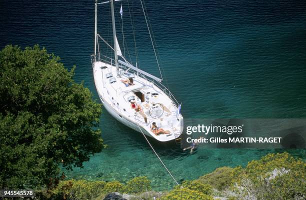 BATEAU, VOILIER EN MER MEDITERRANEE.